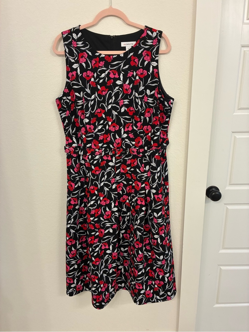 Liz Claiborne Black Dress with Red & Pink Poppies Floral Print — like new -16